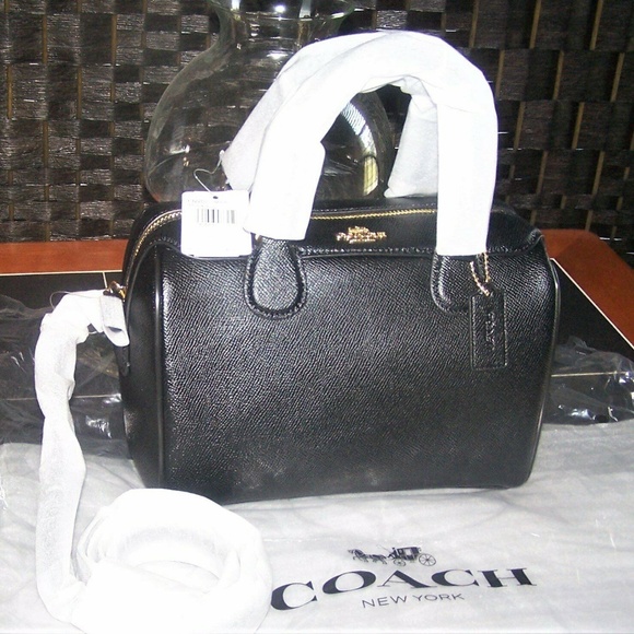 COACH Handbags - COACH BLK GROSSGRAIN LEATHER MINI BENNETT - NWT